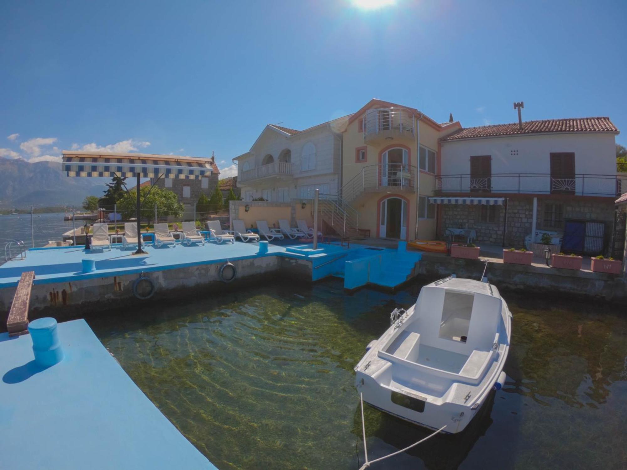 טיווט Porto Del Sole Apartments מראה חיצוני תמונה