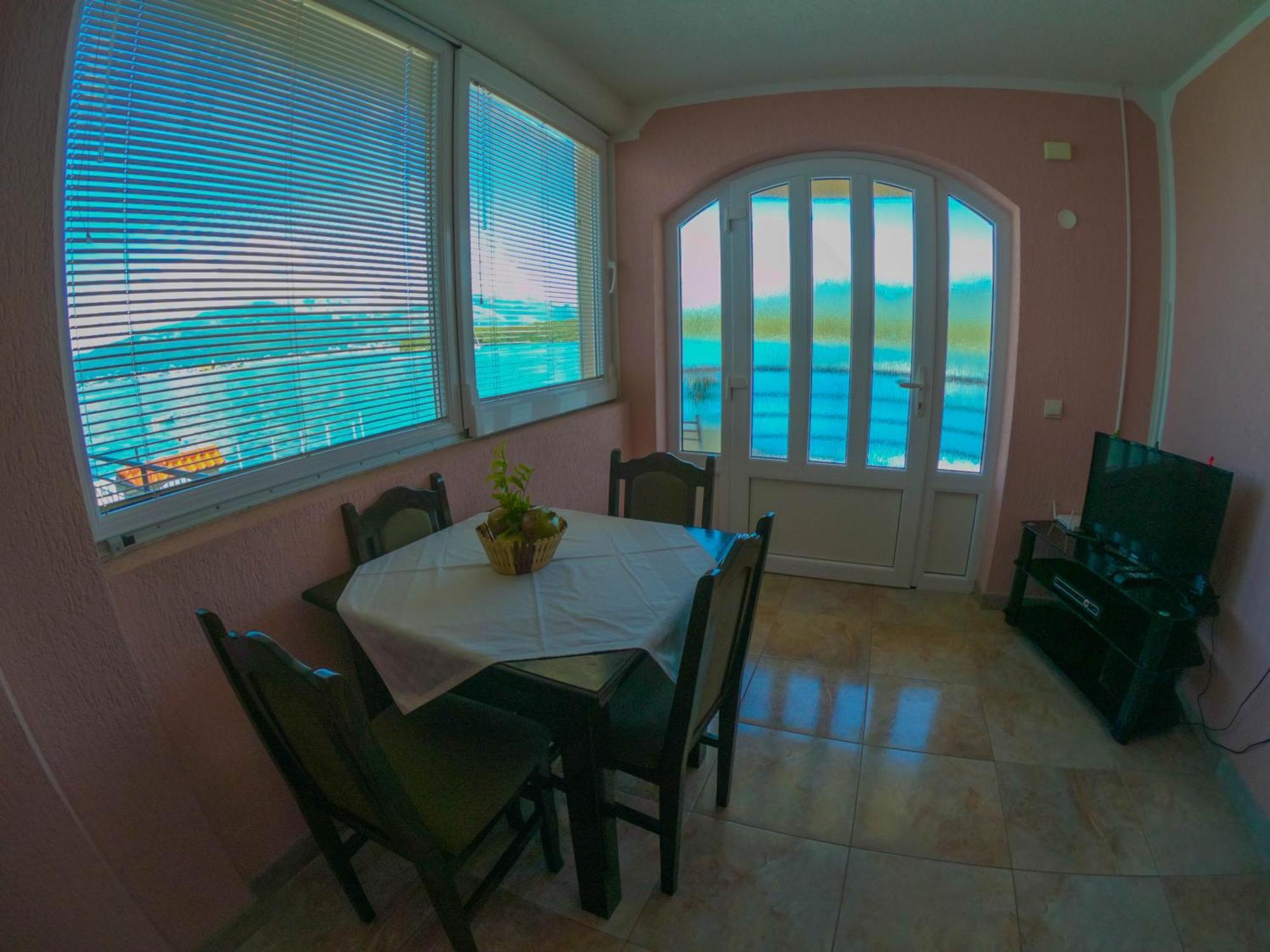 טיווט Porto Del Sole Apartments מראה חיצוני תמונה