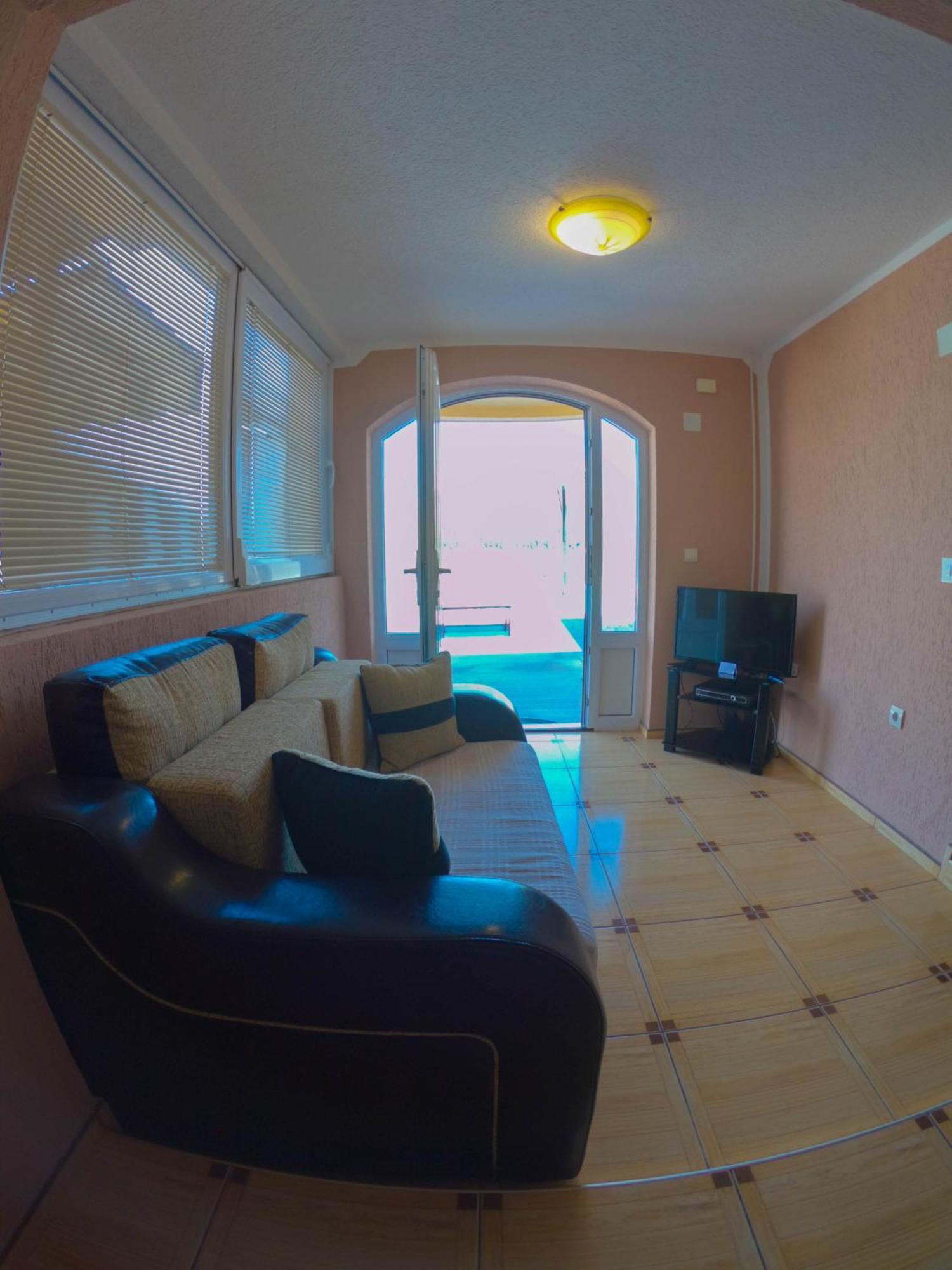 טיווט Porto Del Sole Apartments מראה חיצוני תמונה